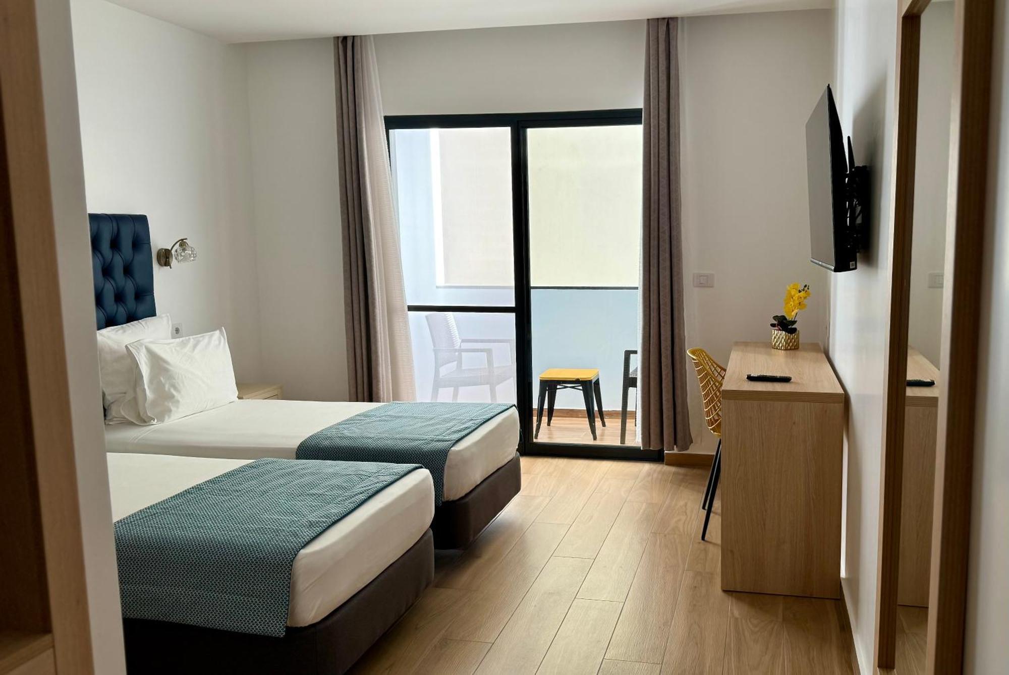Hotel Blue Sky Таррафал Екстер'єр фото